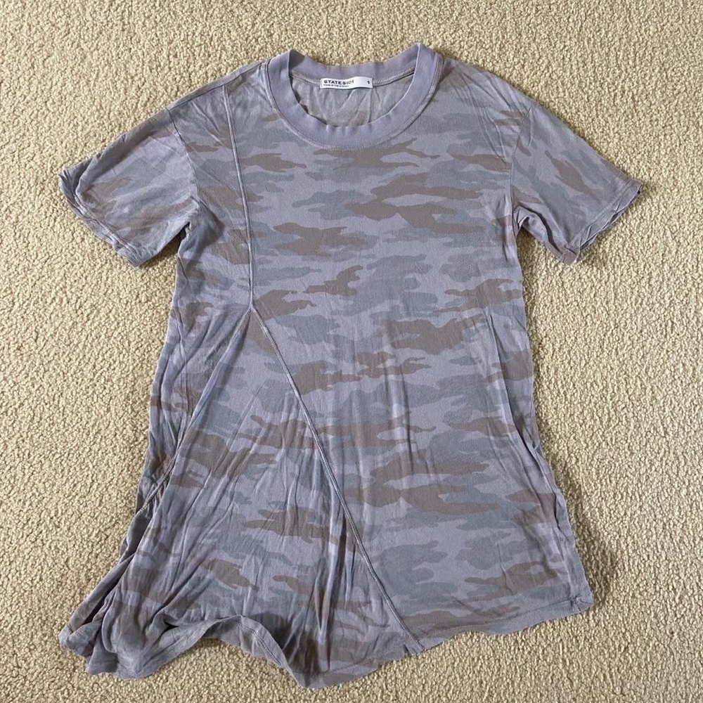 Stateside asymmetric tee